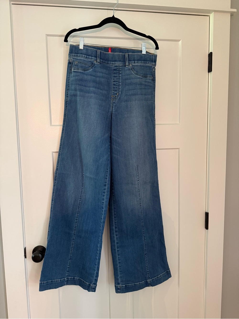 Spanx pull on wide leg jeans size Large